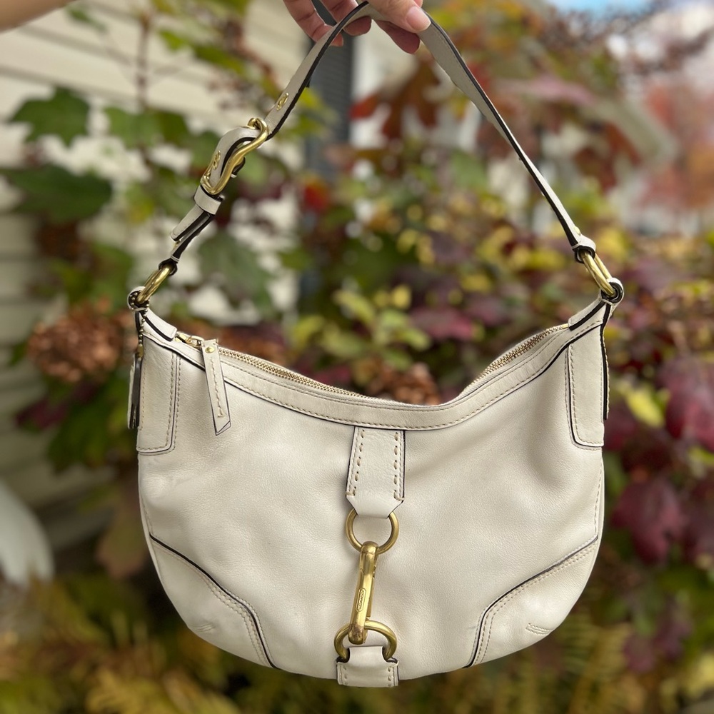 Coach White Leather Hamptons Bag 🤍 Y2K